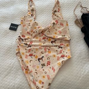 Skatie swim suit